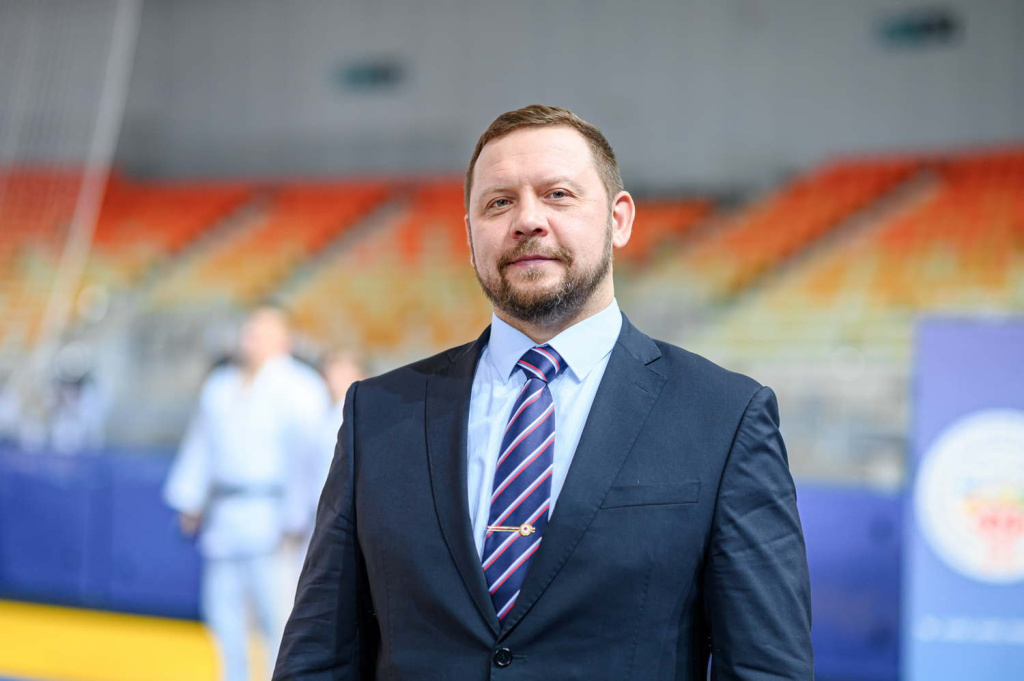 SIR_5821.jpg SIR_5821.jpg