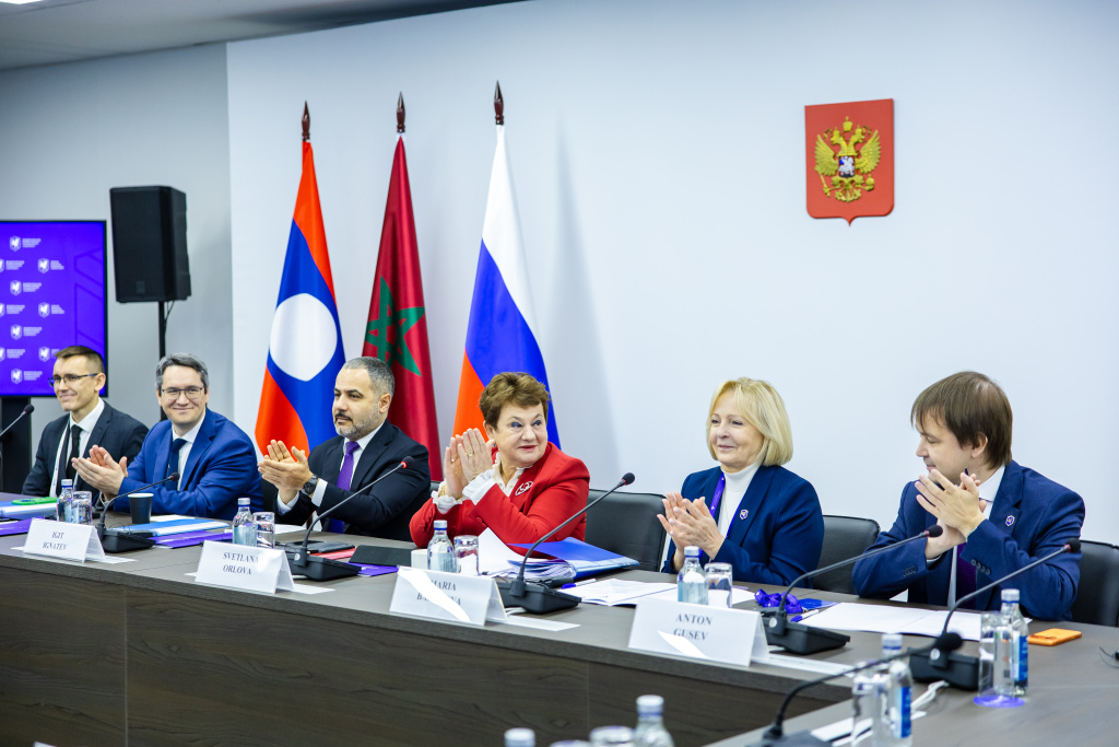 R6SL1111.jpg R6SL1111.jpg