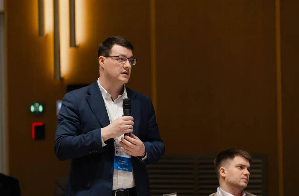 photo_5316537890722485611_y (1).jpg