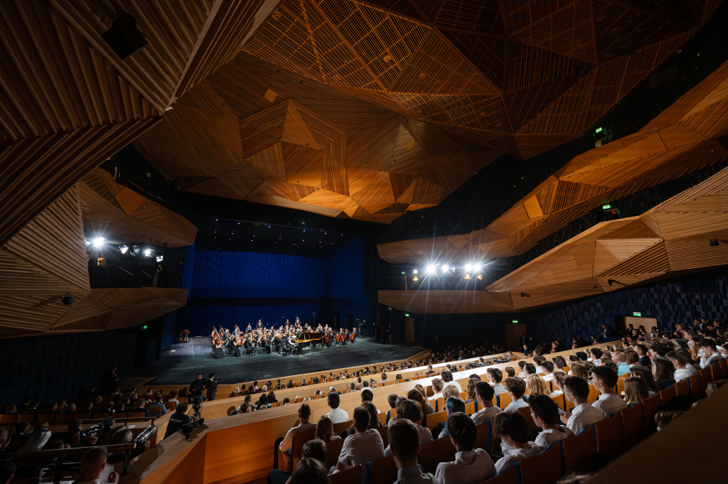 SIRIUS-473007.jpg SIRIUS-473007.jpg