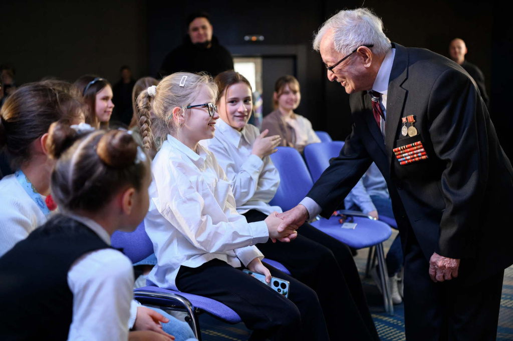 SIR_8587.jpg SIR_8587.jpg